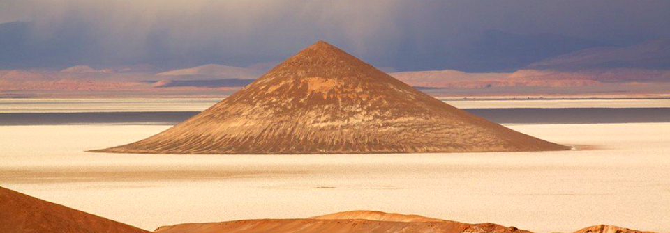 Viaje en grupo Tolar Grande, Cono de Arita, Puna Salteña Argentina desde Uruguay