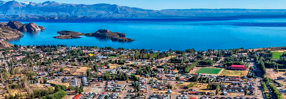 Viaje en grupo por la famosa Carretera Austral de la Patagonia Chile, en la región de Aysen, desde Balmaceda, viaje en grupo desde Uruguay, Argentina y Colombia